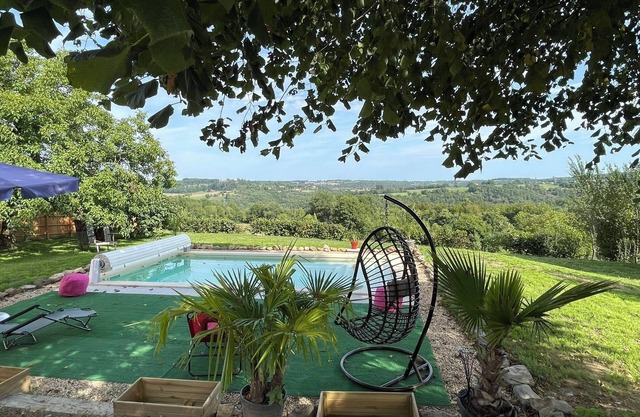 Charming house with swimming pool and breathtaking views!
