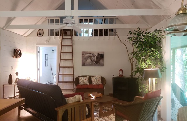 Charming little house on the Kentucky River