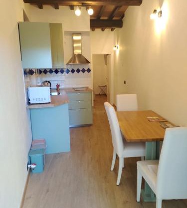 Charming Little House 2 kilometers from the Historical Centre in a typical Florentine district right next to the Tram and Bus stops by Florence Holidays Apartments
