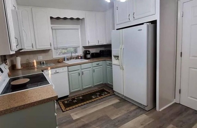 Charming ranch home in Lexington minutes from Keeneland