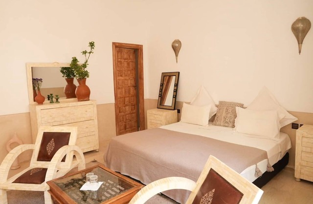 Charming riad room | Medina + rooftop view