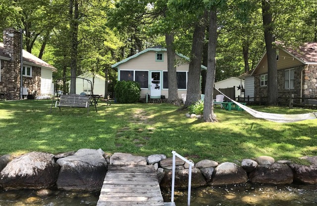 Charming, Rustic Lake Cottage, Great For Families Who Want To Get Away!