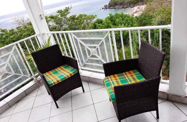 Charming villa with sea view