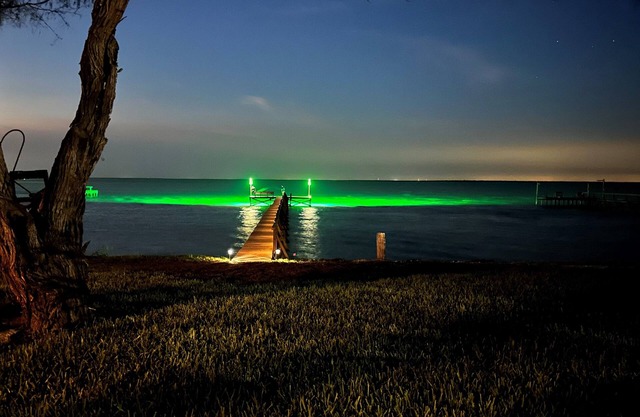 Charming3 Bedroom on Baffin Bay where legends of the speckled trout come to life