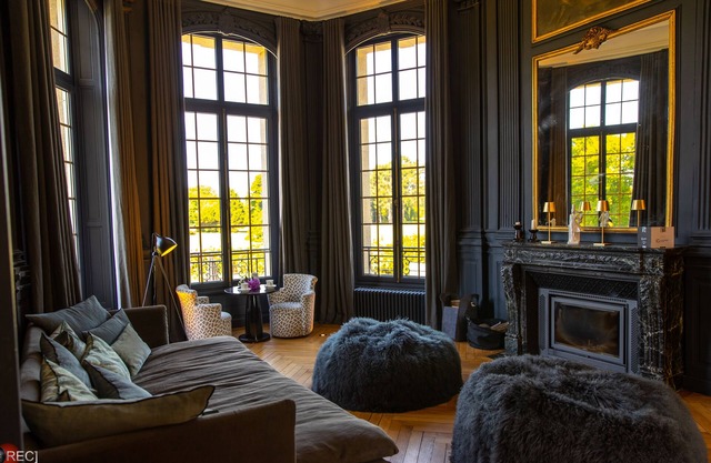 Chateau Les Garennes