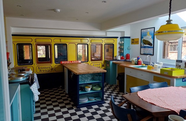 Cheerful 1960s cottage with railway carriage near Jurassic Coast, West Dorset
