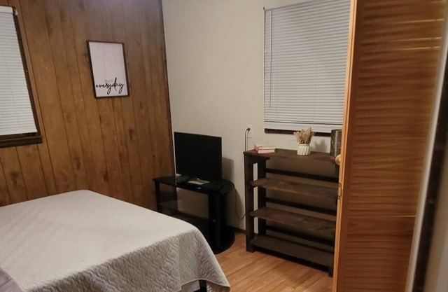 Cheerful 2 bedroom home