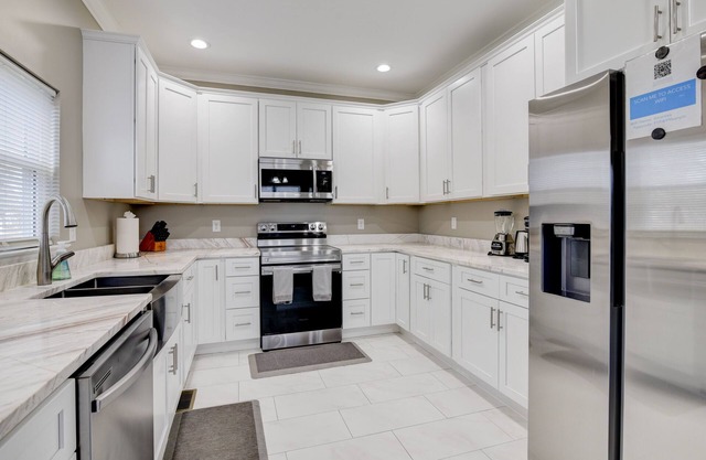 Chef's Kitchen - Family Escape Haven with a new look.