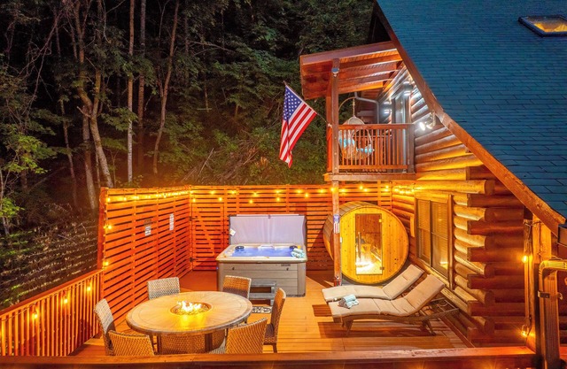 Cherokee Cabin/Hot Tub/Pet Friendly
