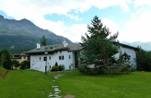 Holiday Champfèr Moritz Persons Bedrooms 