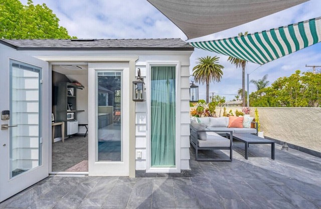 Chestnut Suite with pool & hot tub