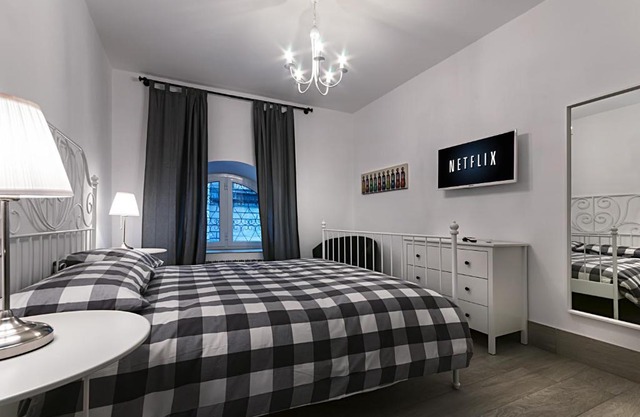 Chiatamone Seaside Suite