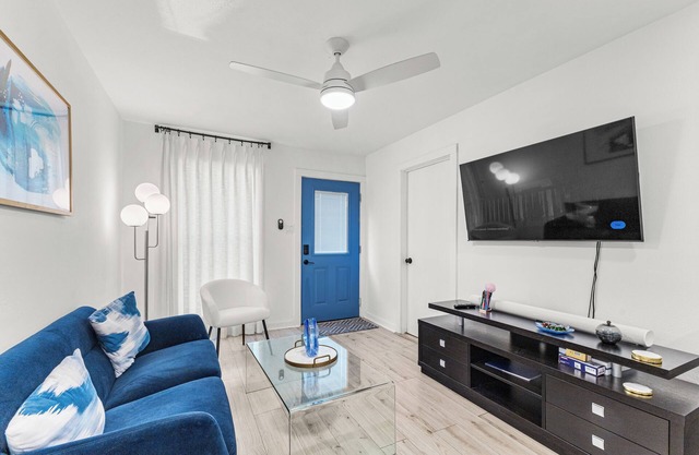 Chic Apartment in vibrant Houston Heights