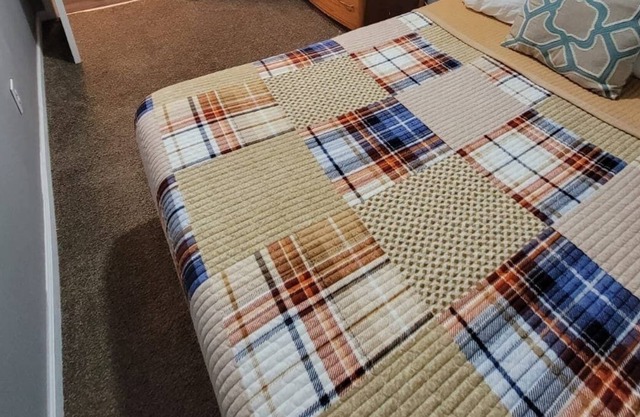 Chic Cabin-liked Home sleeps up to 14