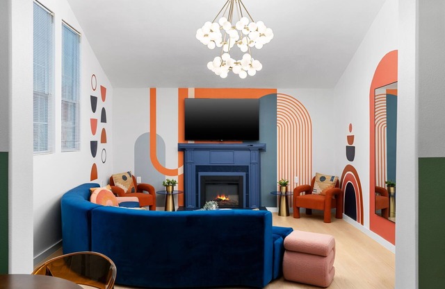 Chill Hideaway: Steps to Bars + Sauna & Hot Tub