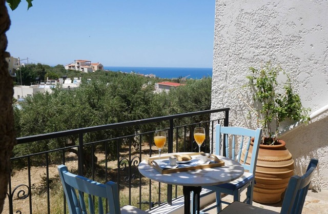 Christina's Villa with sea view