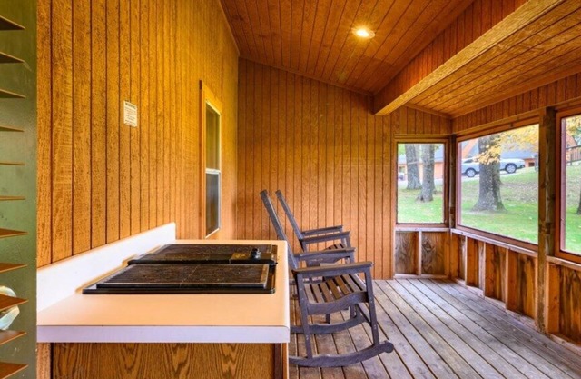 Christmas Mountain Village™ - 2 Bedroom 2 Bath Timber