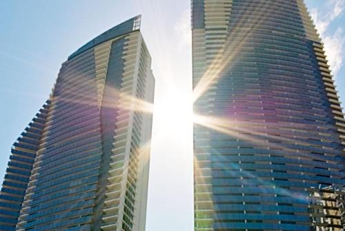 Circle Cavill Q Stay 