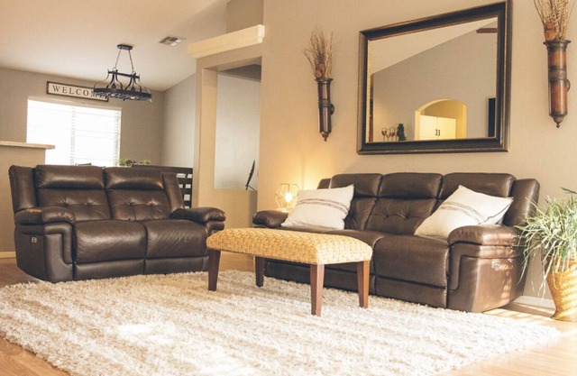 Clean 4BR 2BA - Entire home, Family friendly!