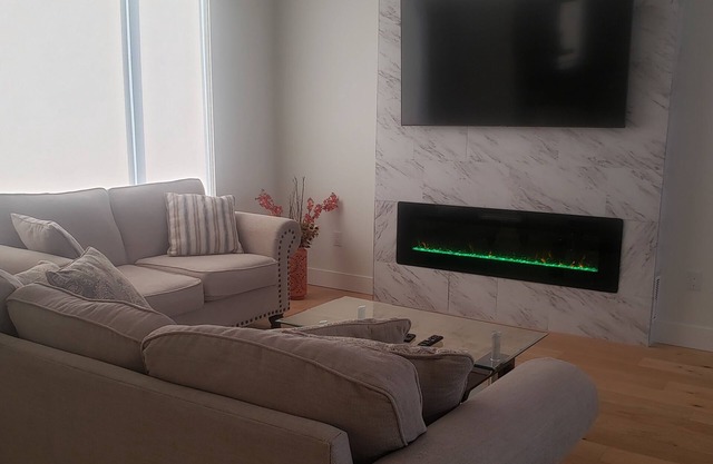 Clean and Comfort Room