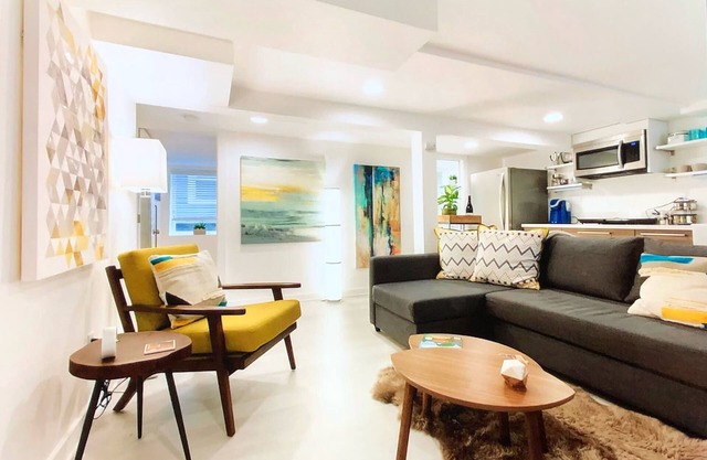 ❤️ CLEAN ★ NEAR DOWNTOWN | PRIVATE PATIO ★ WALKABLE