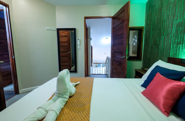 Clockworkorange Luxury Suites