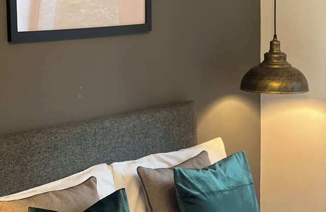 Close to city centre, Free Parking