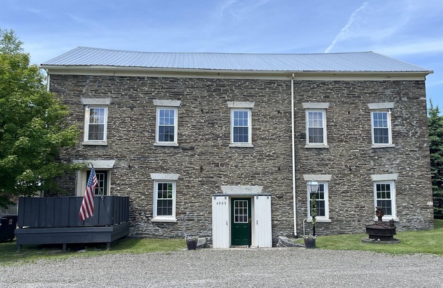 Close to Dreams Park - Heated Pool - 4 bed/4.5 bath Amazing rental home!~