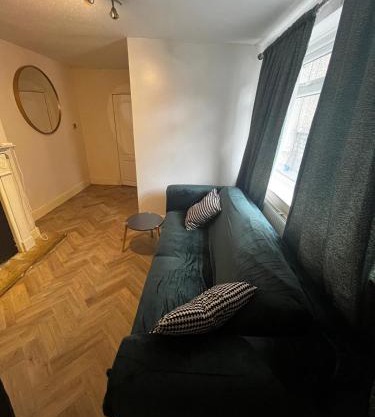 close to stadium and the beach 2 bed groundfloor,sky Netflix