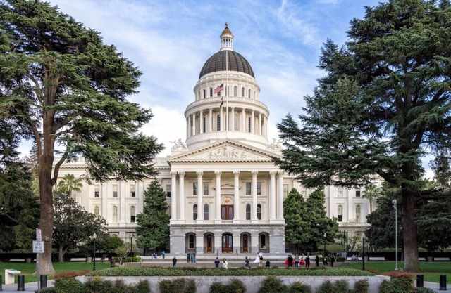 Close to State Capitol | Mins to Southside Park