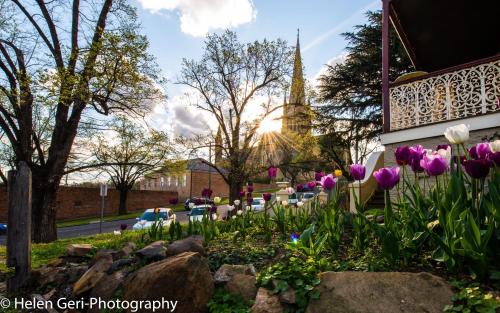 Cobb&CoHouse-Goldfields ExecutiveStay Ideal for Families &Work Crews