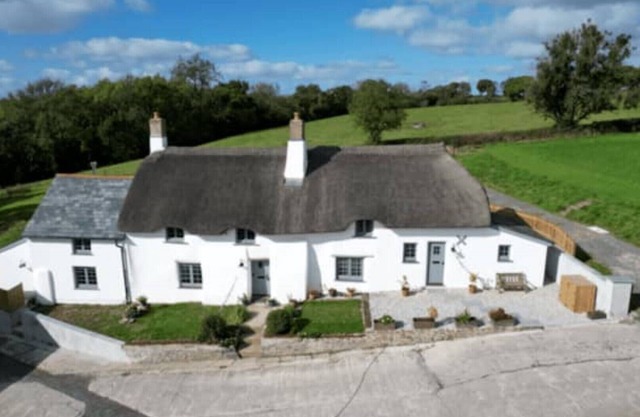 Cobb Cottage - HiddenDevon