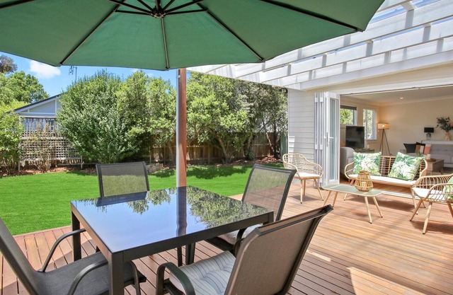 'Cockatoo Cottage' Bowral