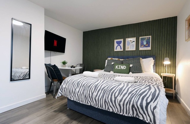 Cohost Partners Chic Studio Near Cardiff City