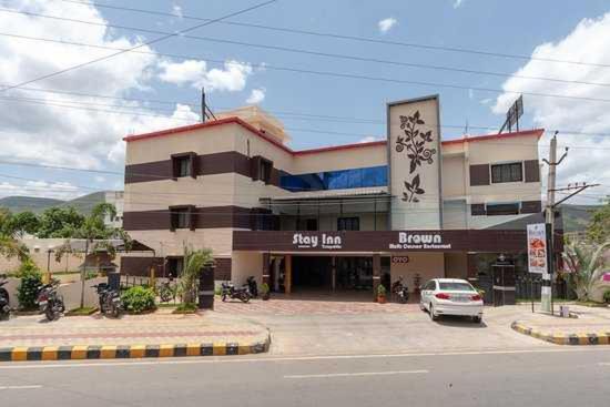 Collection O 16982 Stay Inn Tirupati