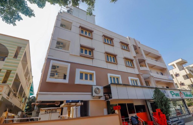 Collection O 77471 Kumar Residency Inn