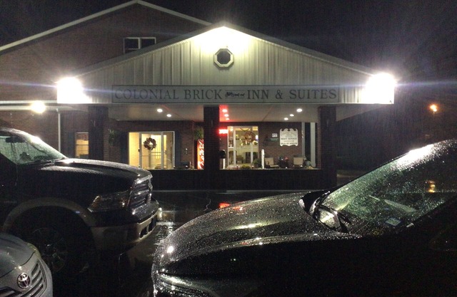 Colonial Brick Inn & Suites