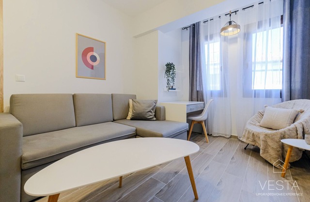 Colourful Spot Apartment Ano Poli, Vesta Philoxenia