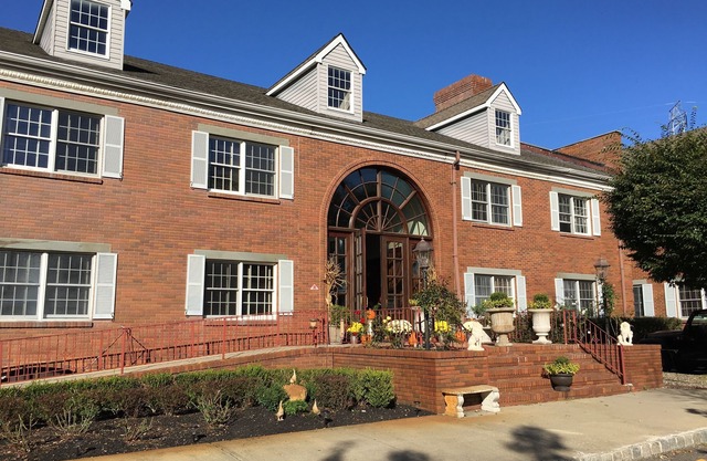 Colts Neck Inn Hotel