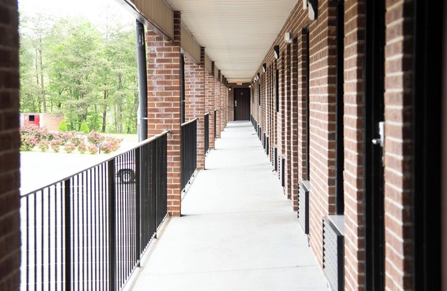 Columbus Inn and Suites