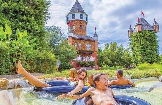 Comal River| Pool |Schlitterbahn| by Barclé