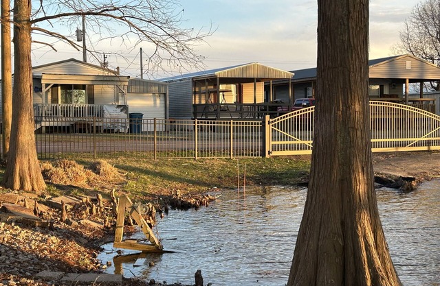 Come and relax at the Refuge at beautiful Reelfoot Lake!