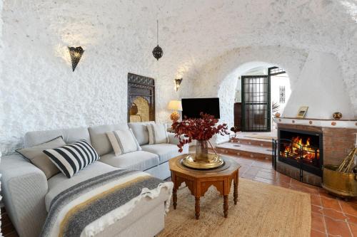 Comeback LA CUEVA DEL GATO