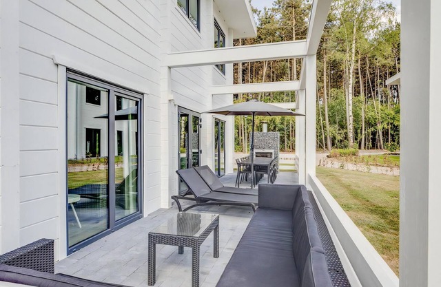 Comfort 8-person villa in the holiday park Landal Mooi Zutendaal