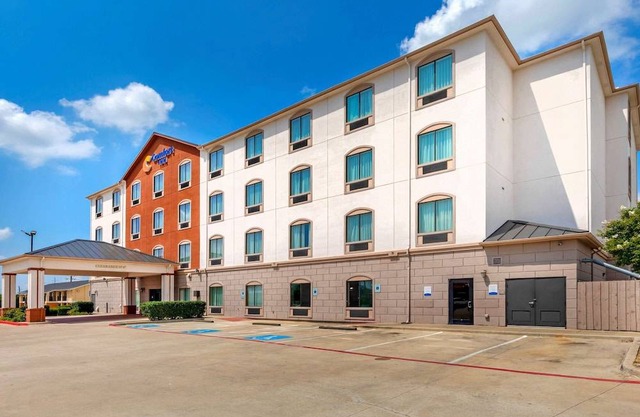 Comfort Inn Near UNT