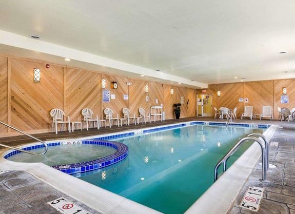 Comfort Inn & Suites Orange