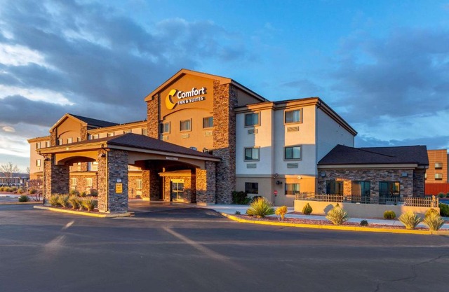Comfort Inn Suites Page At Powell 