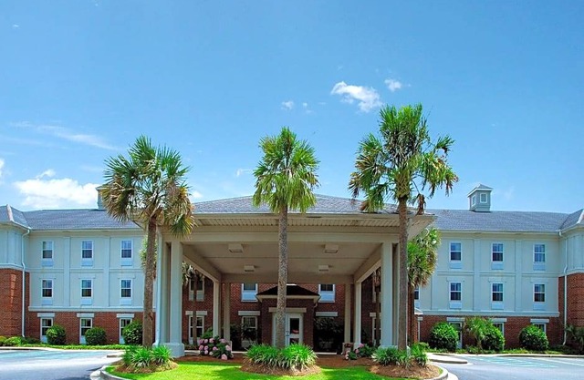 Comfort Inn & Suites Patriots Point