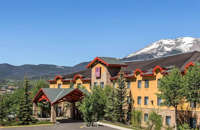 Comfort Suites Summit County