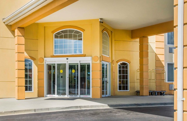 Comfort Suites Waldorf